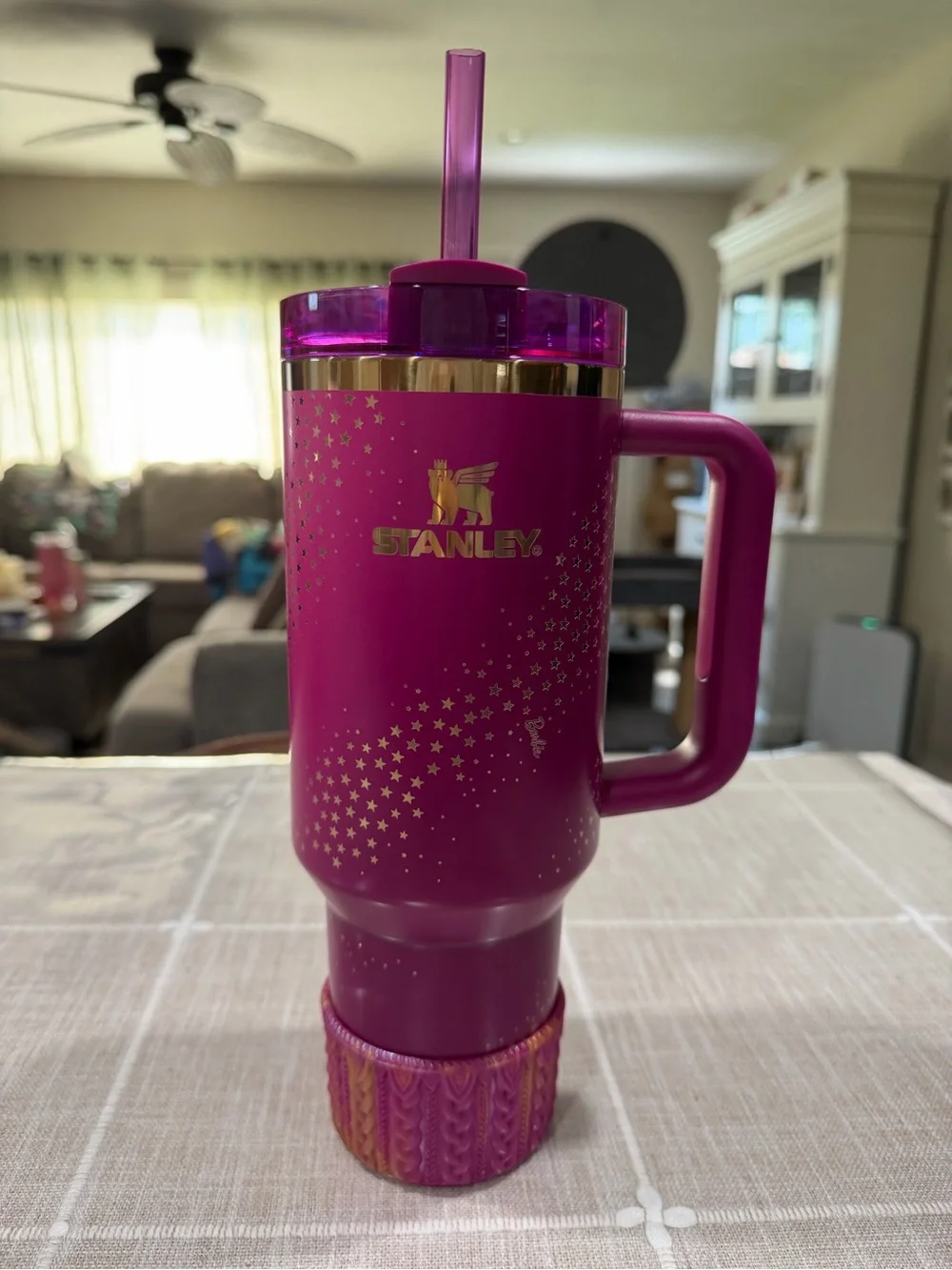 Stanley X Barbie Superstar 40oz Tumbler - Picture 2 of 8